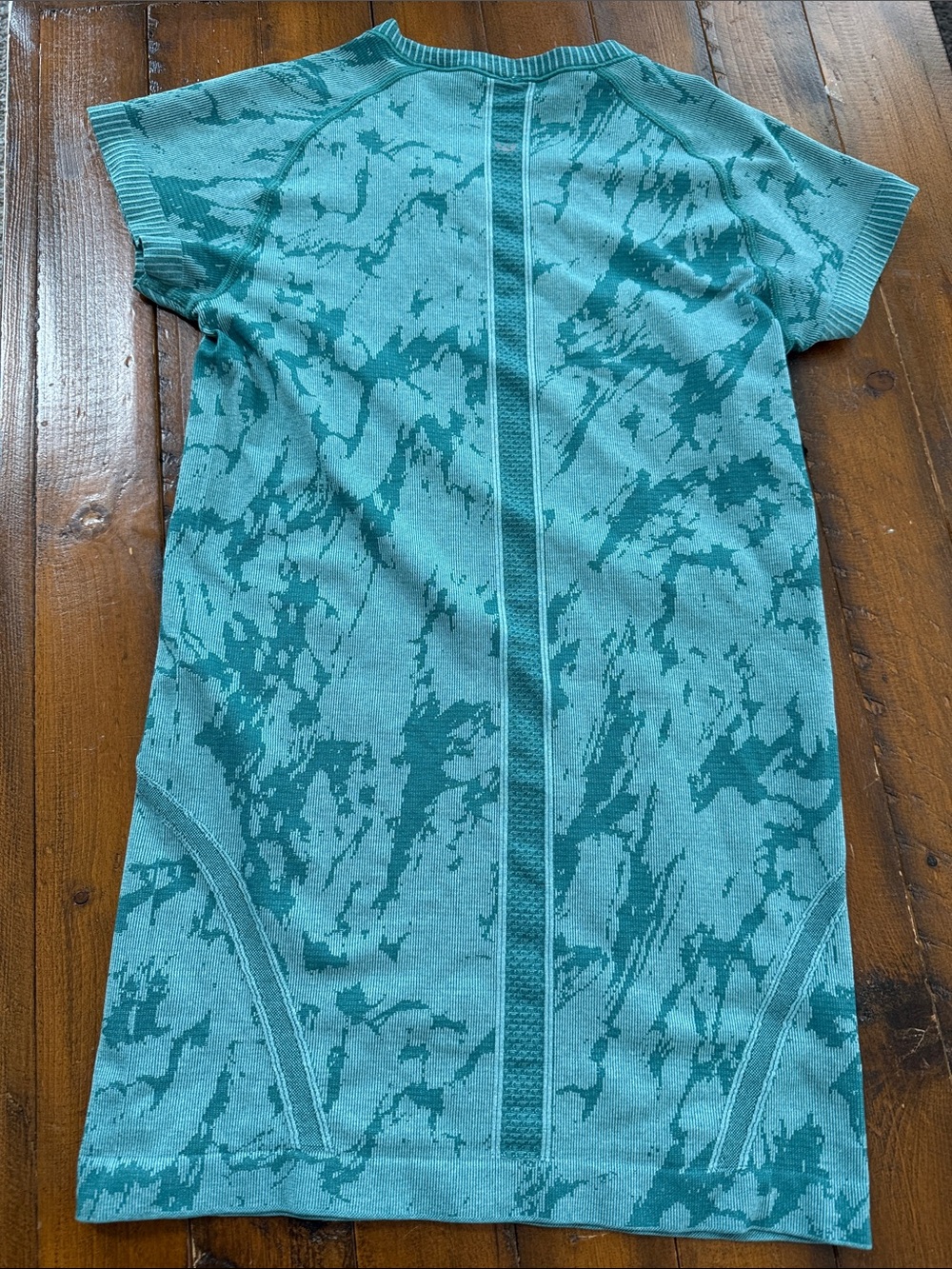 lululemon athletica Teal Patterned Short-Sleeve Dress